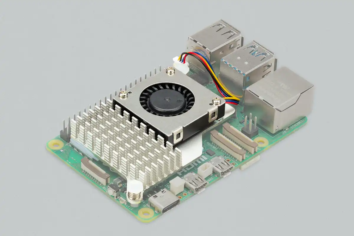 Optional Pi Active Cooler